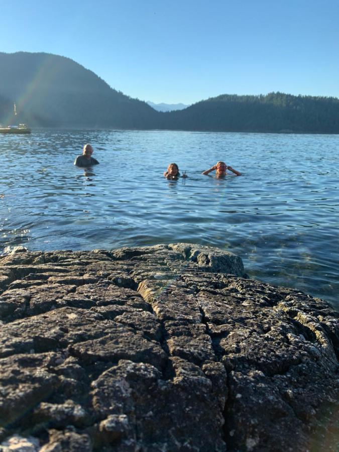 Bed and Breakfast Earls Cove Orca View Egmont Экстерьер фото